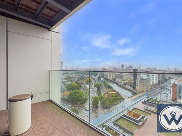 Apartment for rent in Mill Meads, Greater London