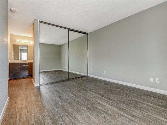 Apartment for rent in Santa Ana, California