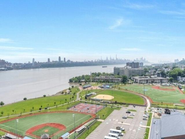 Condo for sale in Edgewater
