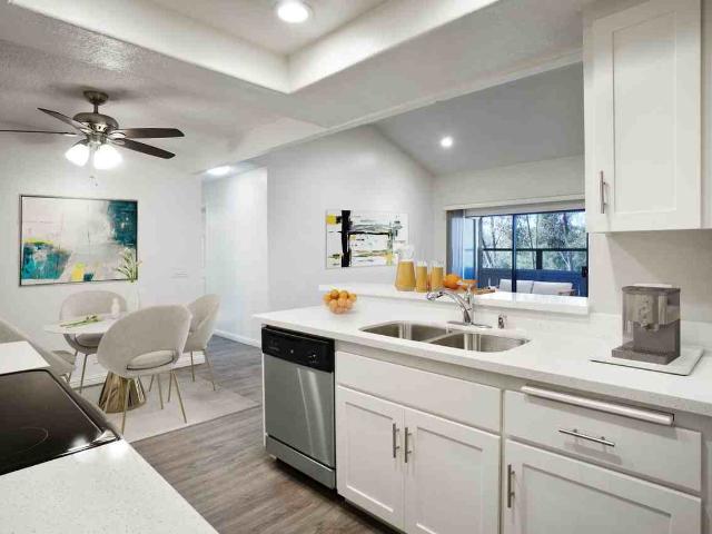 Apartment for rent in Foothill Ranch, California