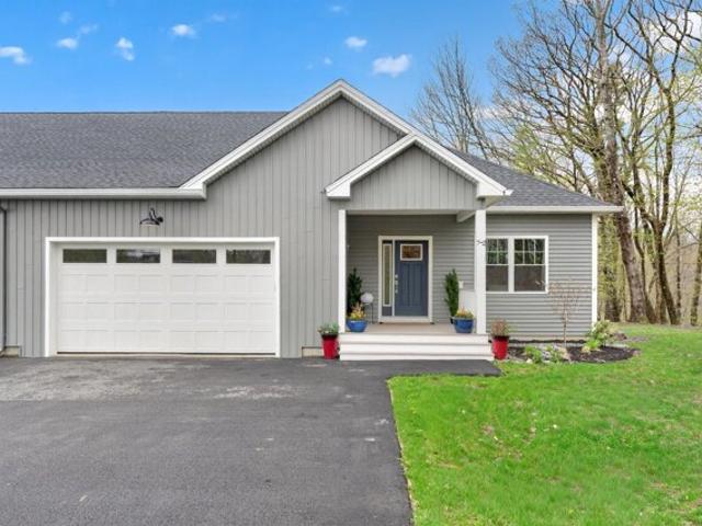 Condo for sale in Falmouth, Maine
