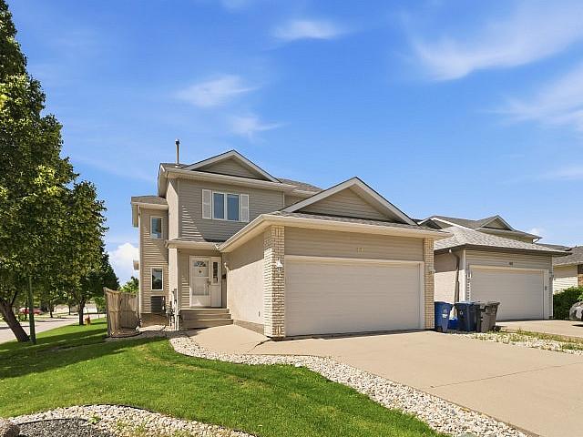 House for sale in East St. Paul, Manitoba