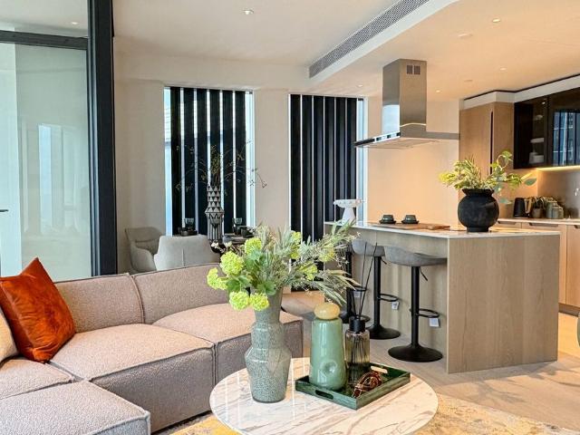 Apartment for rent in Oval, Greater London