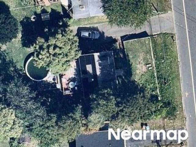 House for sale in Shelton, Connecticut