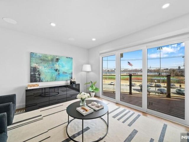 Condo for sale in Edgewater