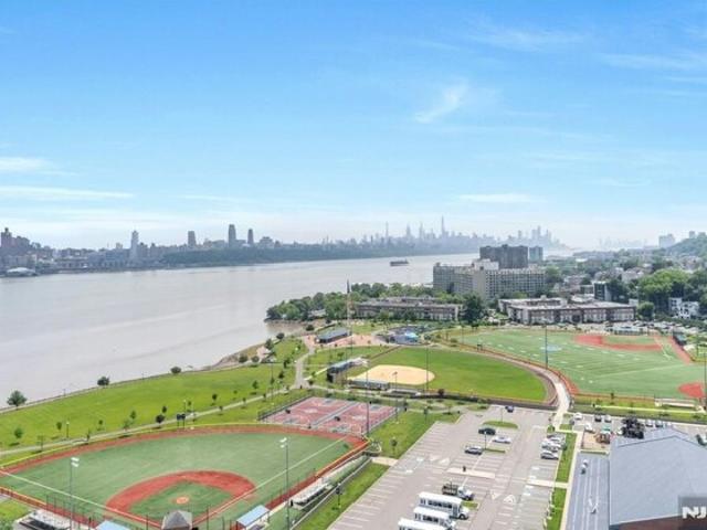 Condo for sale in Edgewater