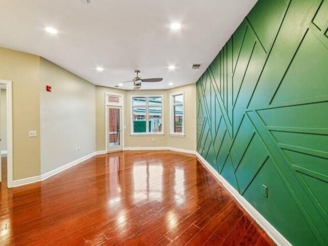 Condo for sale in Hudson, New Jersey