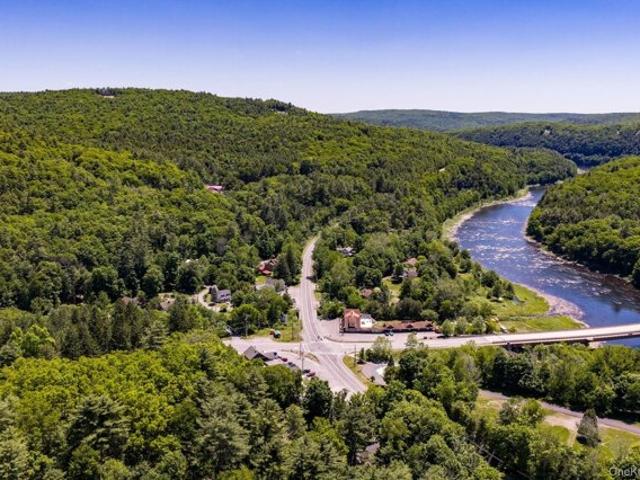 House for sale in New York