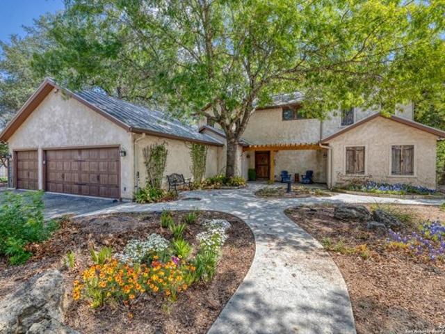 House for sale in Concan, Texas