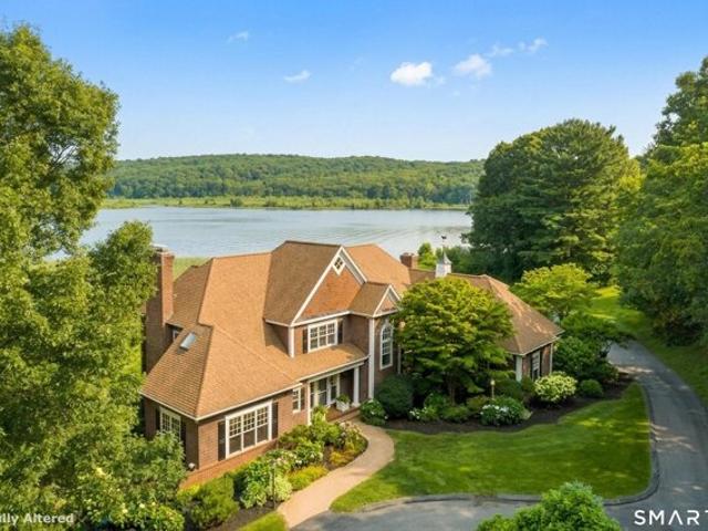 House for sale in Essex, Lower Connecticut River Valley Planning Region