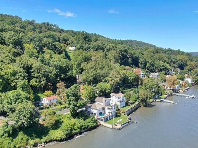 House for sale in Nyack
