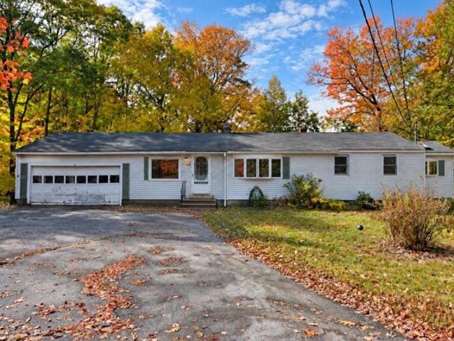 House for sale in Pejepscot, Topsham