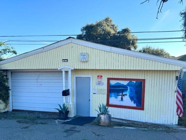 House for sale in Walnut Grove, California