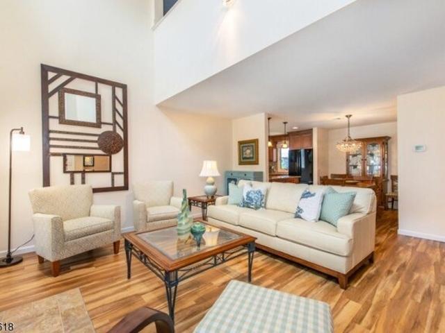 Condo for sale in East Rutherford, New Jersey