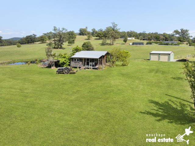 Cottage for sale in Hyndmans Creek, New South Wales