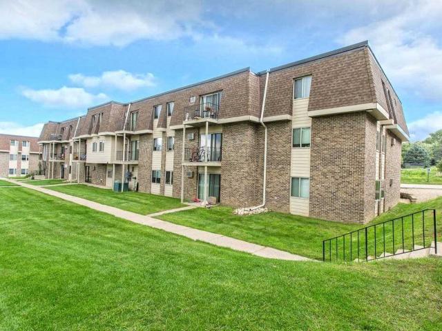Apartment for rent in Burnsville, Minnesota