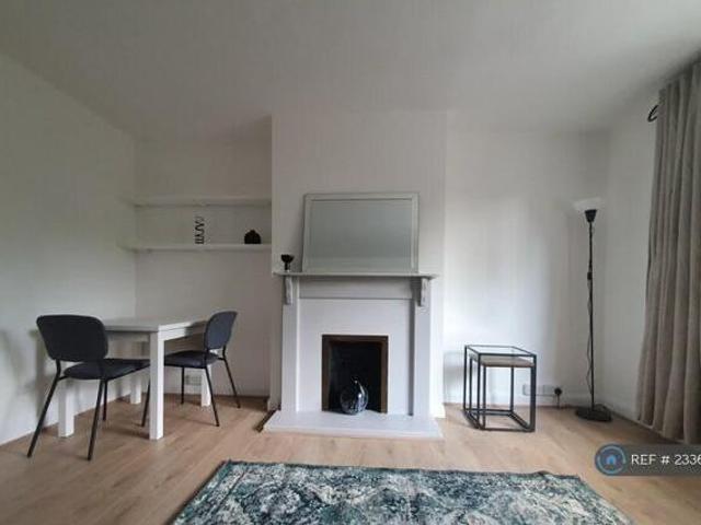 House for rent in Lyons, Greater London