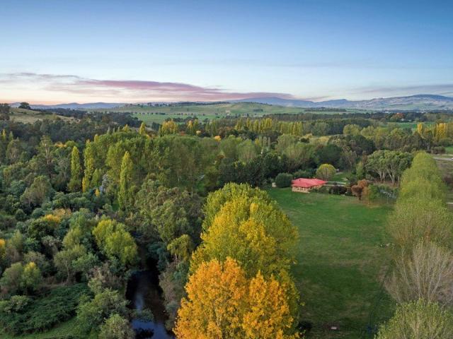 Cottage for sale in Goughs Bay, Piries