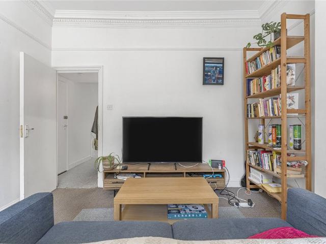 Apartment for rent in Angel, Greater London