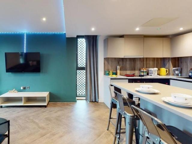 Apartment for rent in First Street, Manchester
