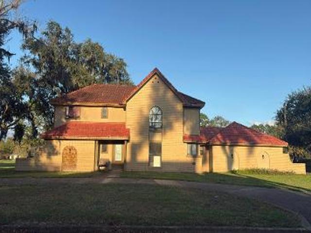 House for sale in West Columbia, Texas