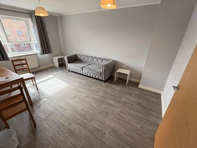 Apartment for rent in Far Cotton and Delapre, Far Cotton