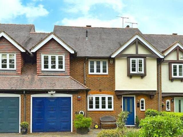House for sale in Pouchen End, Hertfordshire