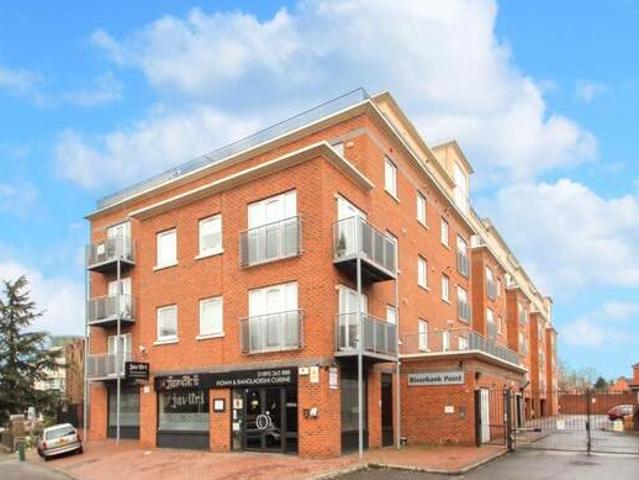 House for sale in Uxbridge, Greater London