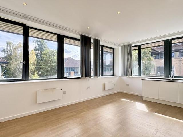 Apartment for rent in London Borough of Hounslow, Greater London