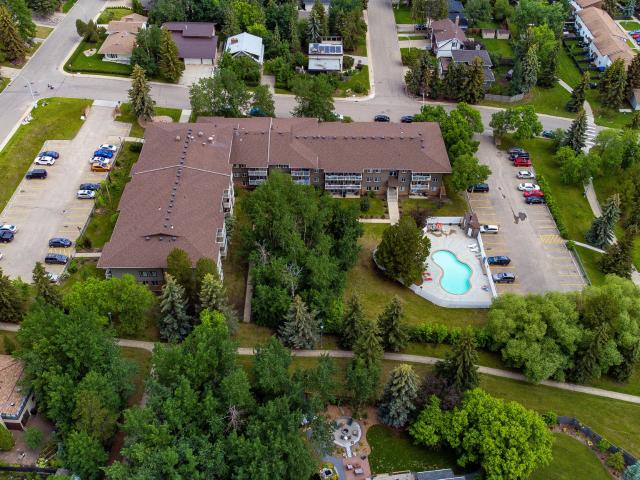 Apartment for rent in Wedgewood, Alberta