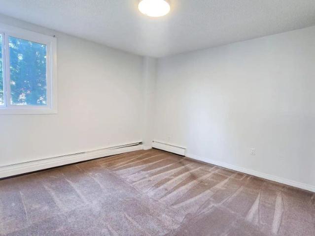 Apartment for rent in Riverbend Community, Edmonton
