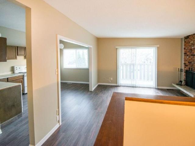 House for rent in Wedgewood, Alberta