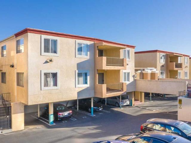 Apartment for rent in Reseda, Los Angeles