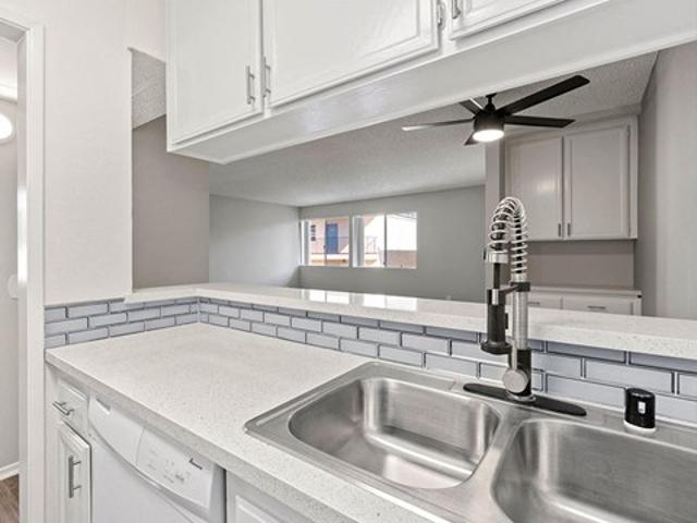 Apartment for rent in Reseda, Reseda