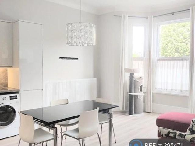 Apartment for rent in Hammersmith, Greater London