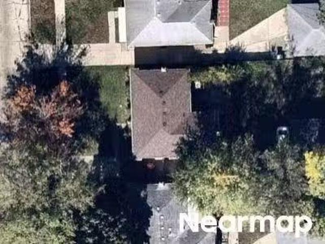 House for sale in Redford