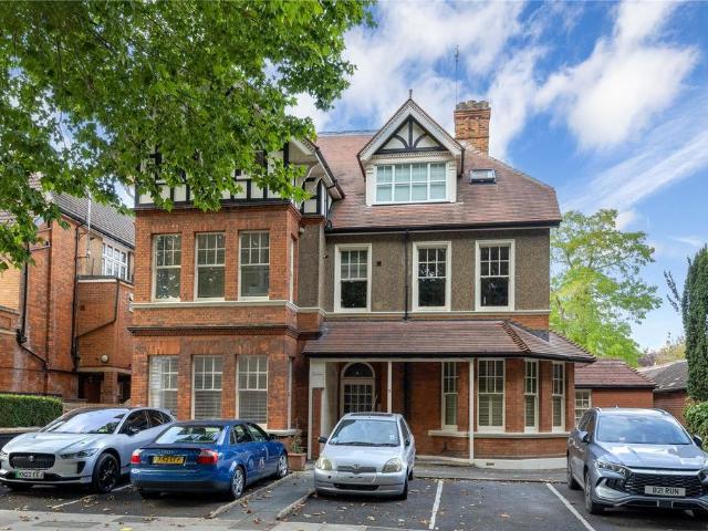Apartment for rent in East Twickenham, Greater London