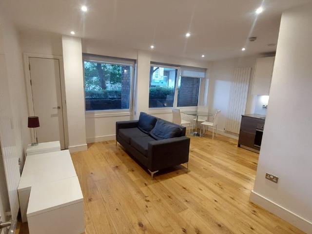 Apartment for rent in Westminster, Victoria