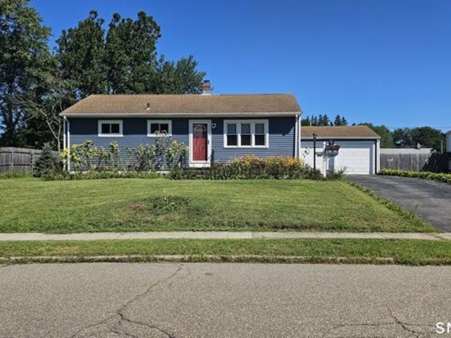 House for sale in Milford, South Central Connecticut Planning Region