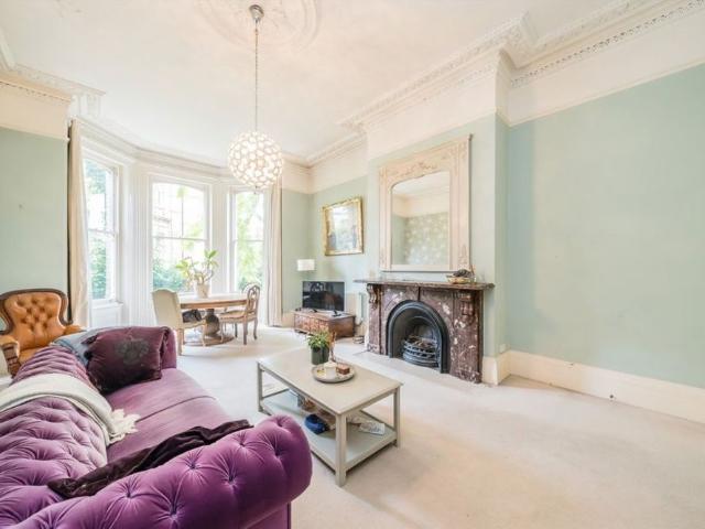 Apartment for rent in St Margarets, Greater London