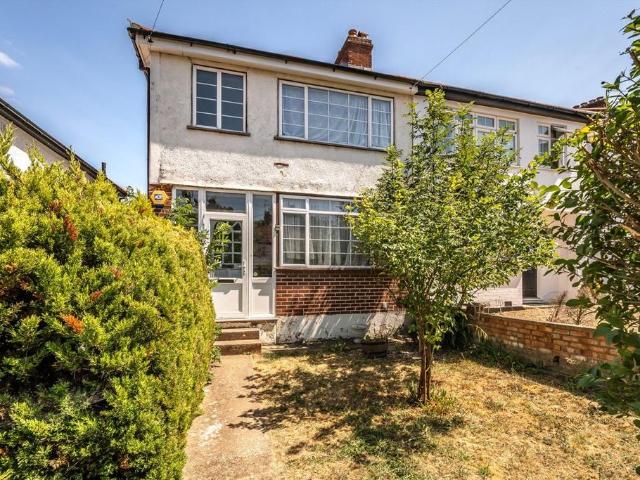 House for rent in The Hale, Greater London