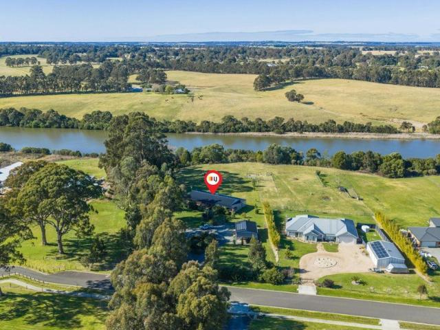 House for sale in Nicholson, Victoria