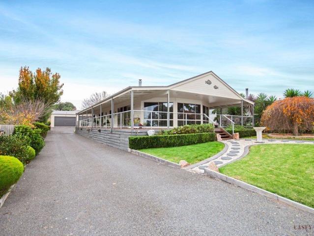 House for sale in Johnsonville, Victoria