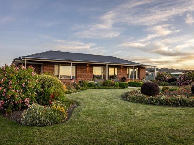 House for sale in Swan Bay, City of Launceston