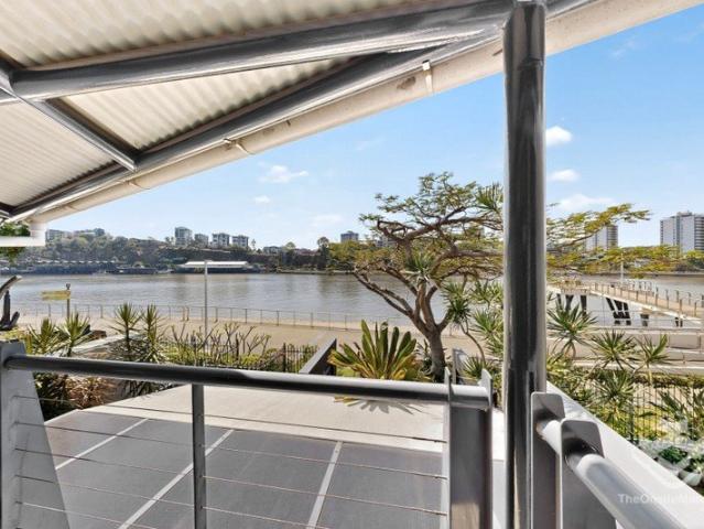 Apartment for rent in Kangaroo Point, Greater Brisbane