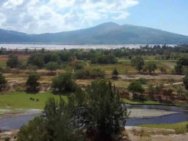 RIVERFRONTFARM BREATHTAKING MOUNTAIN VIEW. AFFORDABLE CASH OR I