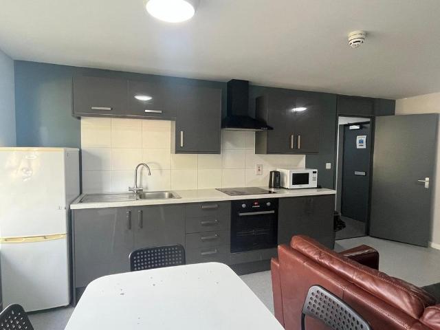 House for rent in Clifton, Haddon