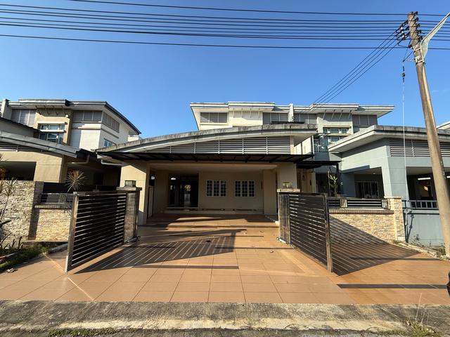Residential House for sale in Samarahan, Kota Samarahan