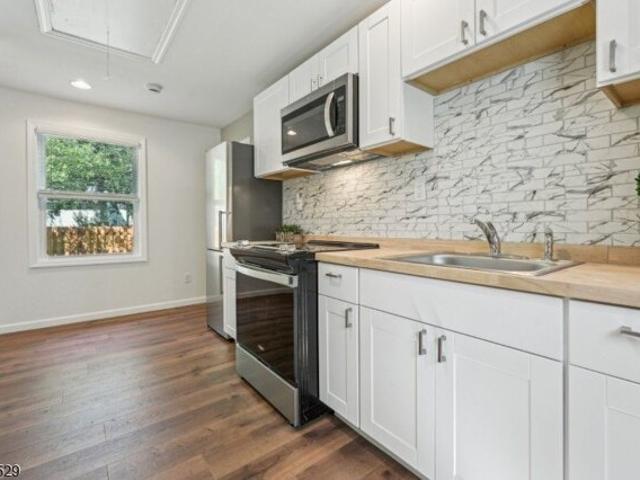 House for sale in Wayne, Passaic County