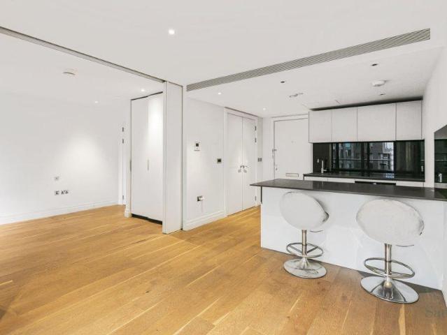 House for rent in Nine Elms, Greater London